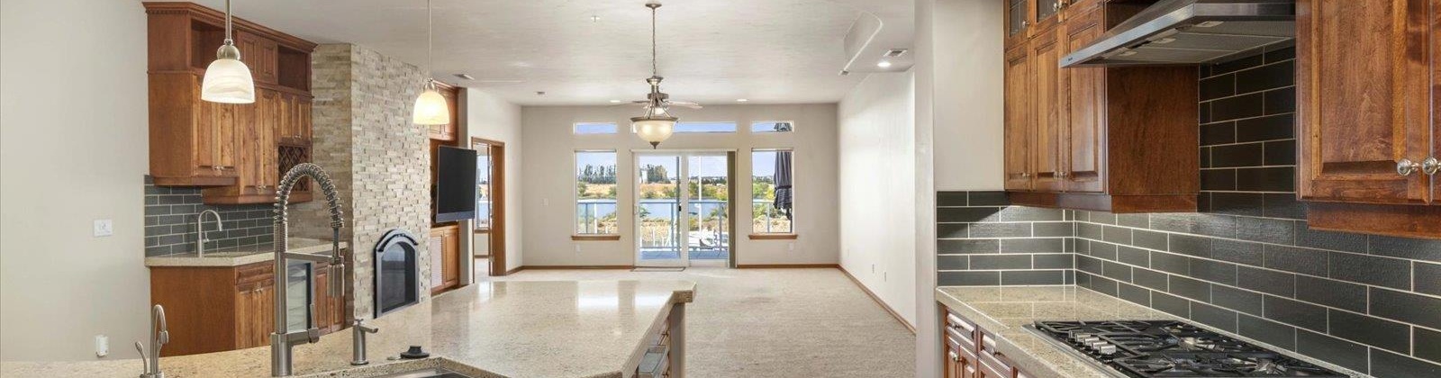 Columbia Point Drive, Richland, Washington 99352, 3 Bedrooms Bedrooms, 0 ,3 BathroomsBathrooms,Condos/townhomes,For Sale,Columbia Point Drive,0,287131