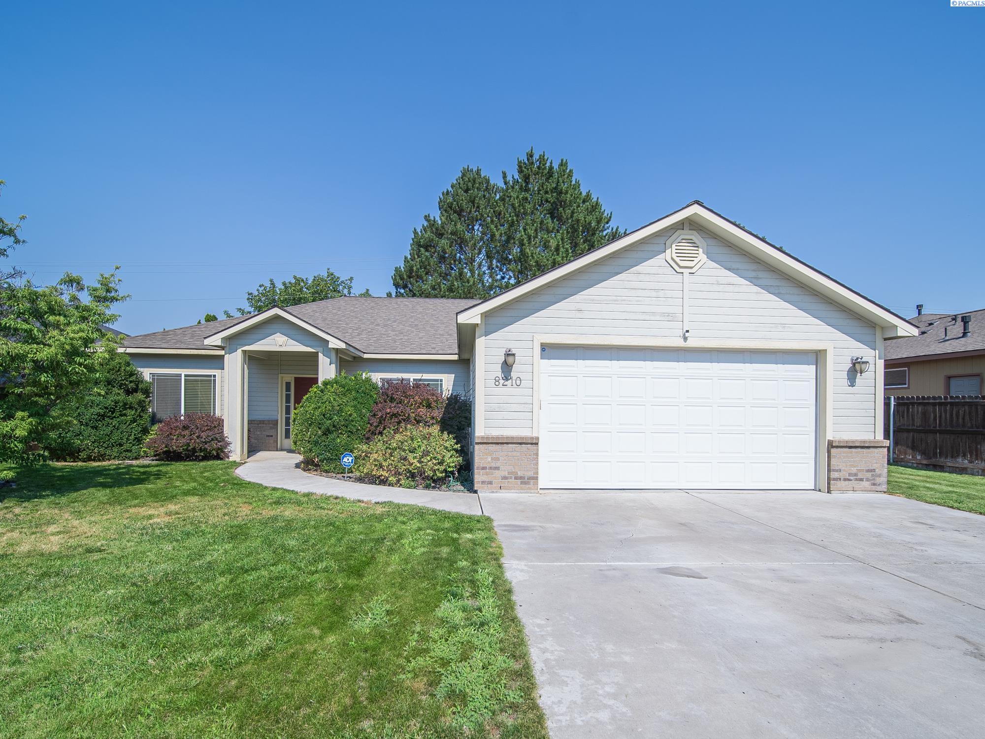 Clearwater Pl, Kennewick, Washington 99336, 3 Bedrooms Bedrooms, 0 ,2 BathroomsBathrooms,Houses,For Sale,Clearwater Pl,0,287160