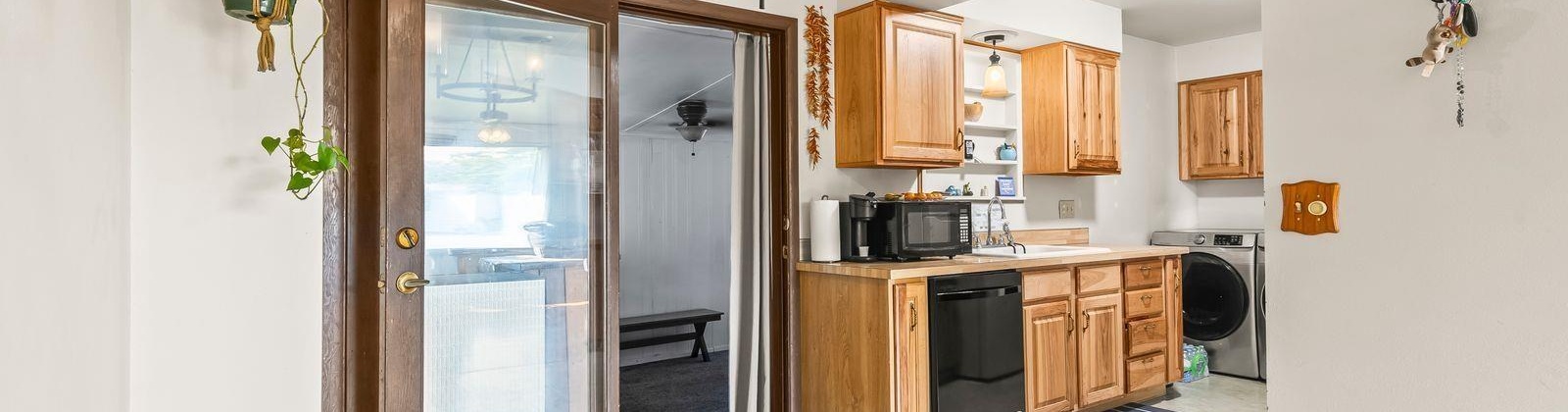 5th Avenue, Yakima, Washington 98902, 3 Bedrooms Bedrooms, 0 ,2 BathroomsBathrooms,Houses,For Sale,5th Avenue,0,287139