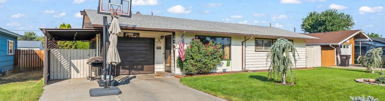 5th Avenue, Yakima, Washington 98902, 3 Bedrooms Bedrooms, 0 ,2 BathroomsBathrooms,Houses,For Sale,5th Avenue,0,287139