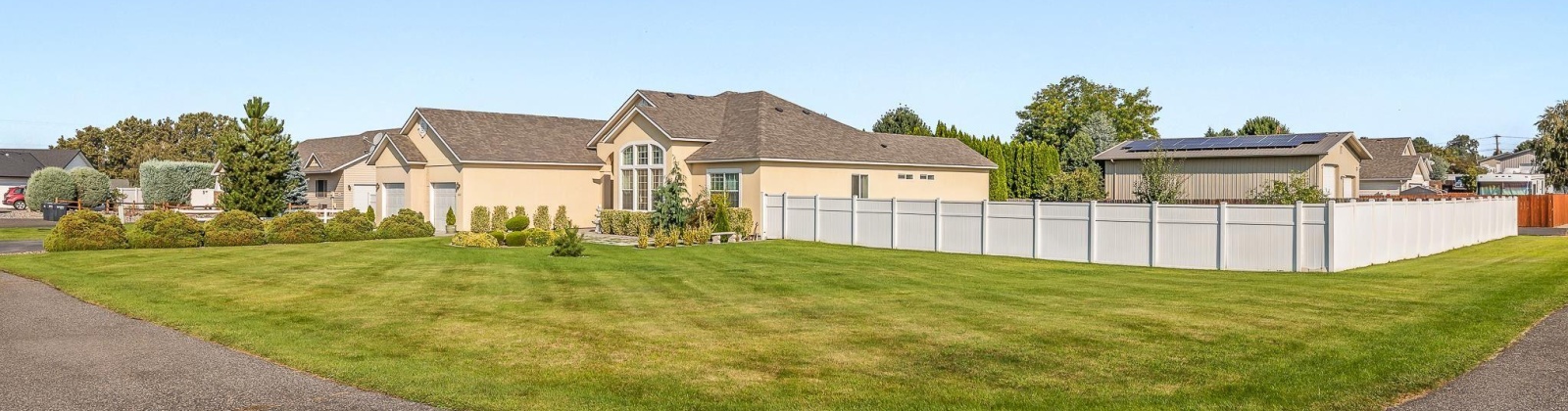 Butternut Circle, Pasco, Washington 93301, 4 Bedrooms Bedrooms, 0 ,3 BathroomsBathrooms,Houses,For Sale,Butternut Circle,0,287155