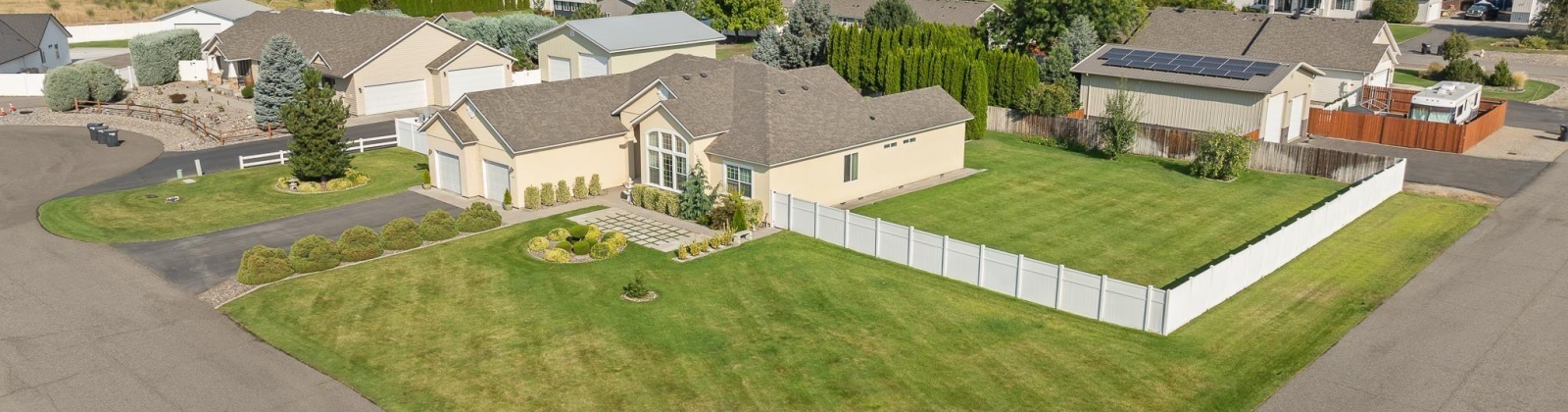 Butternut Circle, Pasco, Washington 93301, 4 Bedrooms Bedrooms, 0 ,3 BathroomsBathrooms,Houses,For Sale,Butternut Circle,0,287155