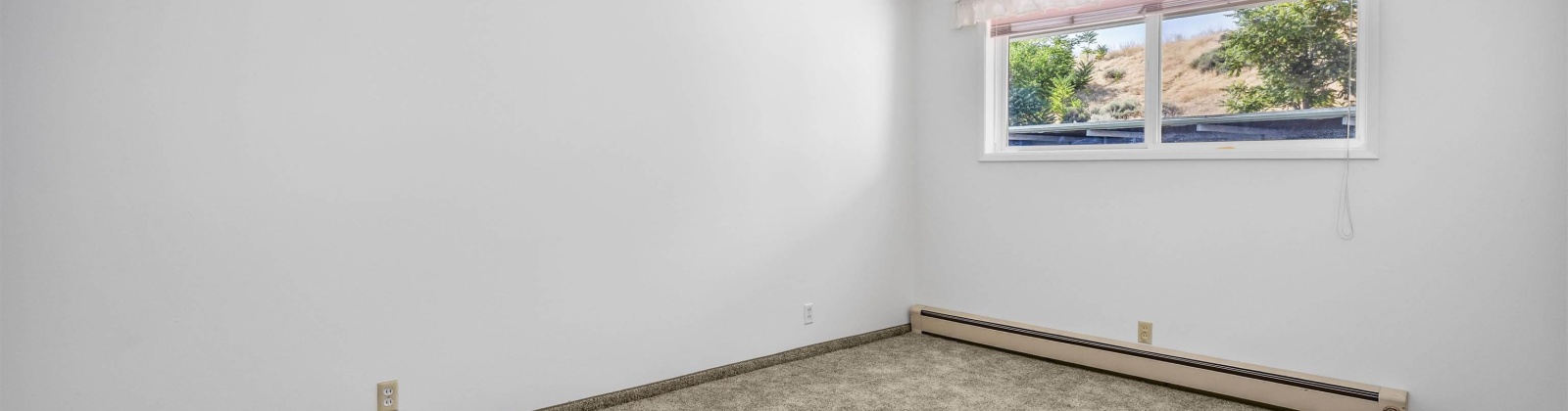 Waverly Place Unit D, Kennewick, Washington 99336, 3 Bedrooms Bedrooms, 0 ,1 BathroomBathrooms,For Sale,Waverly Place Unit D,0,287138