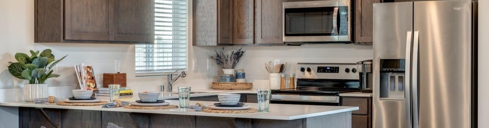 5th Place, Kennewick, Washington 99336, 3 Bedrooms Bedrooms, 0 ,3 BathroomsBathrooms,Houses,For Sale,5th Place,0,287154