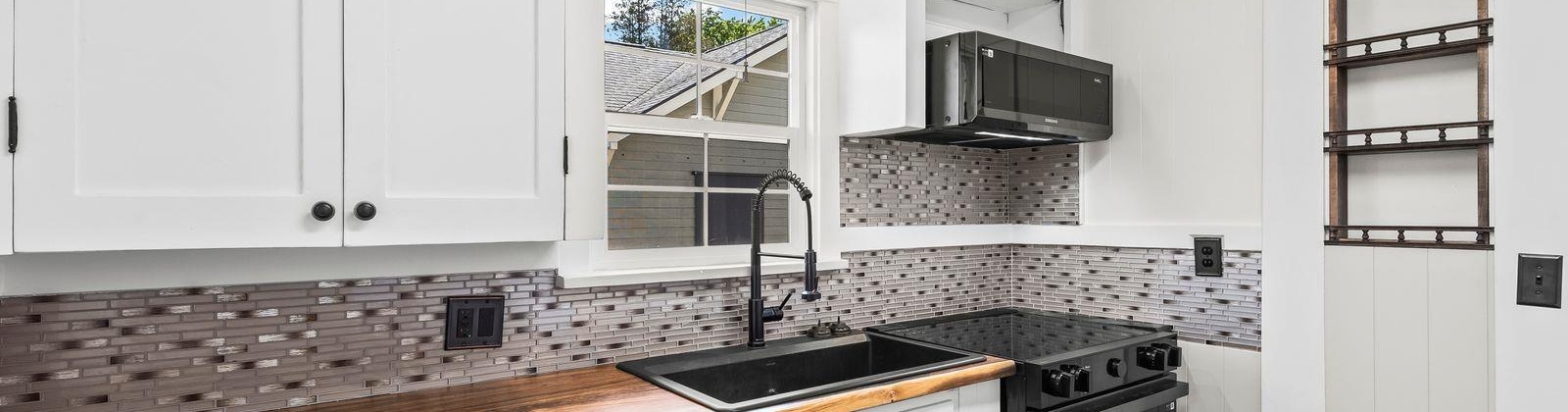 Browne Avenue, Yakima, Washington 98902, 2 Bedrooms Bedrooms, 0 ,1 BathroomBathrooms,Houses,For Sale,Browne Avenue,0,287145