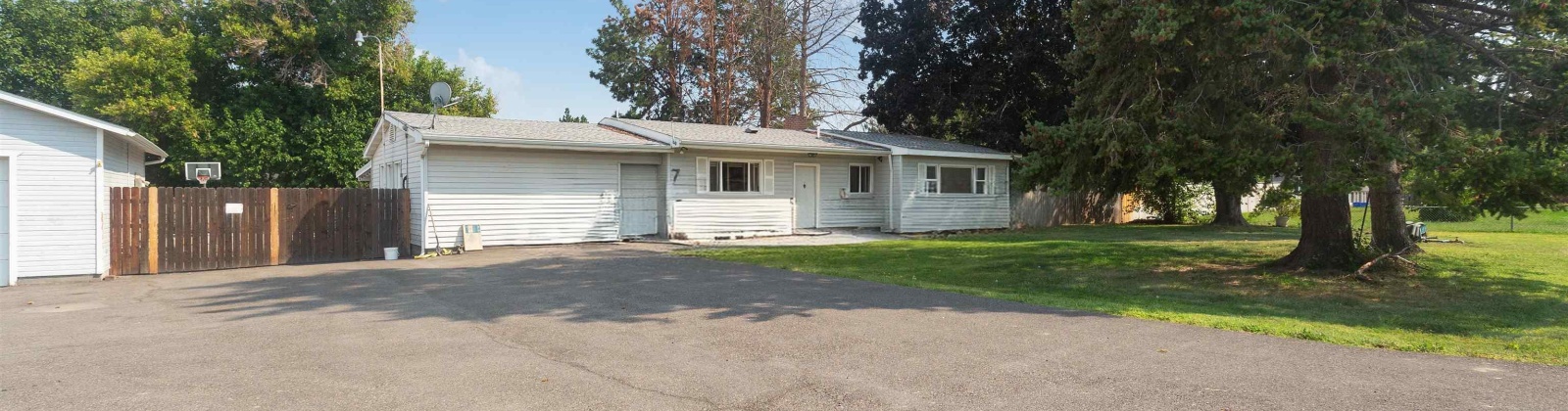 Jefferson, Kennewick, Washington 99336, 3 Bedrooms Bedrooms, 0 ,2 BathroomsBathrooms,Houses,For Sale,Jefferson,0,287152