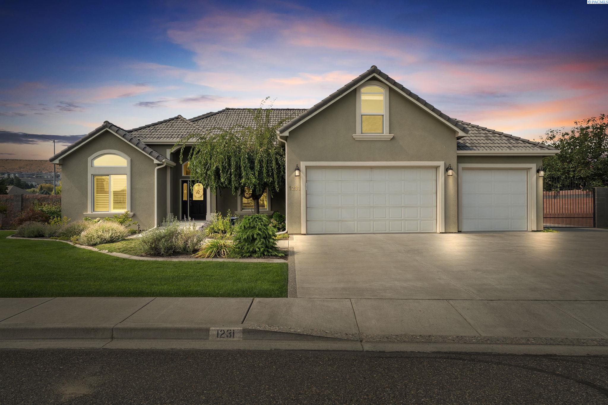 Cameo Drive, Richland, Washington 99352, 3 Bedrooms Bedrooms, 0 ,3 BathroomsBathrooms,Houses,For Sale,Cameo Drive,0,287168