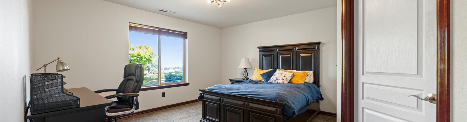 Mountain Ridge Ct, Kennewick, Washington 99338, 3 Bedrooms Bedrooms, 0 ,3 BathroomsBathrooms,Houses,For Sale,Mountain Ridge Ct,0,287166