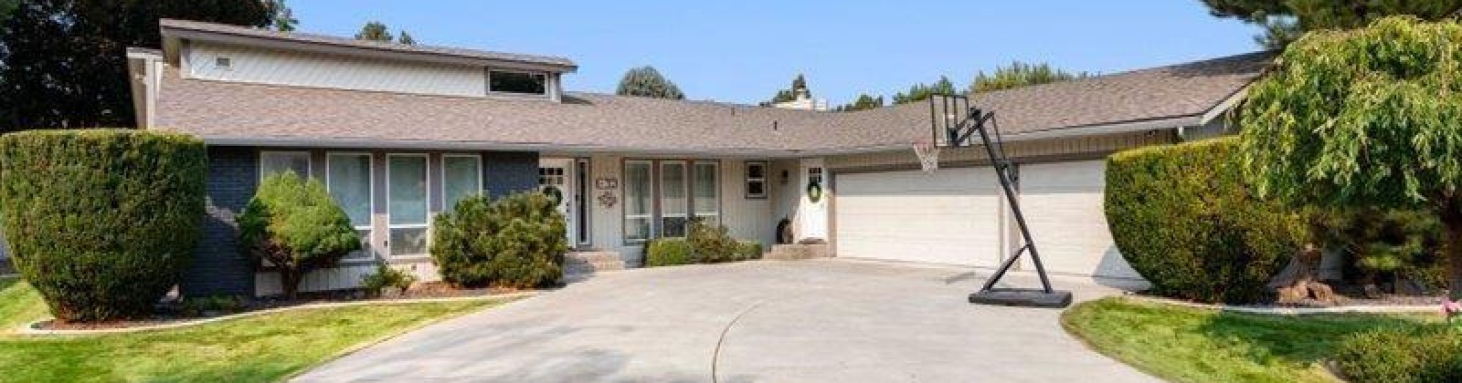 High Meadows St, Richland, Washington 99352, 6 Bedrooms Bedrooms, 0 ,4 BathroomsBathrooms,Houses,For Sale,High Meadows St,0,287171