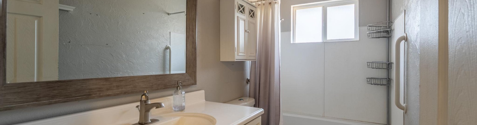 Douglas Ave, Pasco, Washington 99301, 5 Bedrooms Bedrooms, 0 ,2 BathroomsBathrooms,Houses,For Sale,Douglas Ave,0,287177