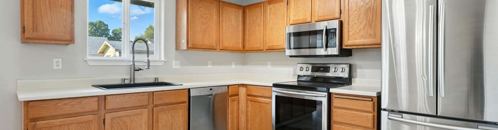 Holly Way, West Richland, Washington 99353, 4 Bedrooms Bedrooms, 0 ,2 BathroomsBathrooms,Houses,For Sale,Holly Way,0,287178
