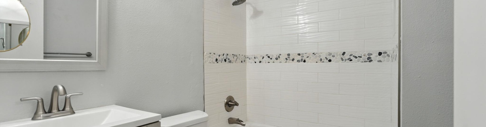 Holly Way, West Richland, Washington 99353, 4 Bedrooms Bedrooms, 0 ,2 BathroomsBathrooms,Houses,For Sale,Holly Way,0,287178