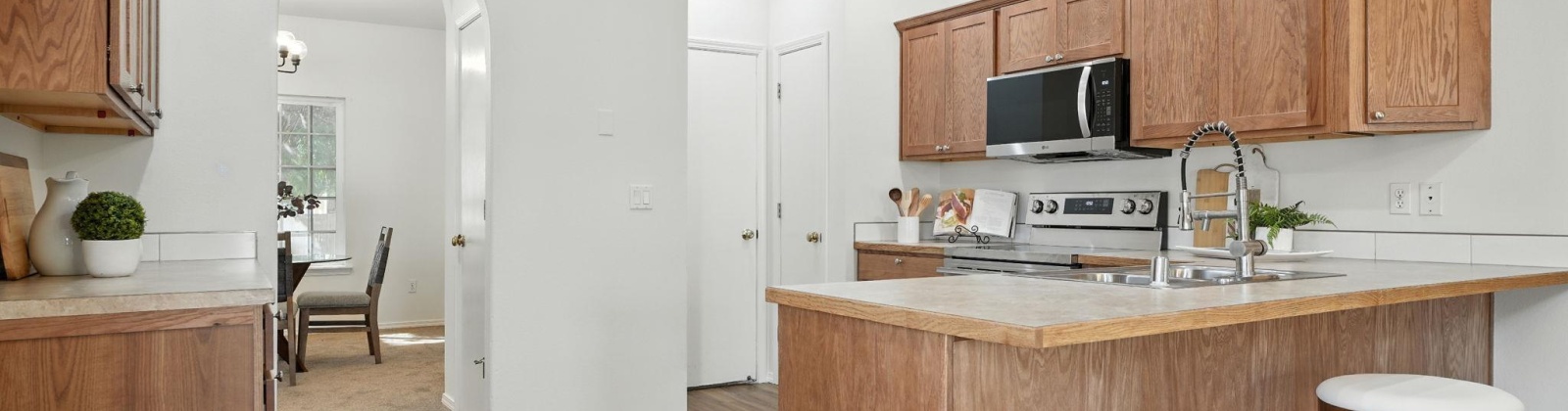 Hood Avenue, Kennewick, Washington 99336, 3 Bedrooms Bedrooms, 0 ,2 BathroomsBathrooms,Houses,For Sale,Hood Avenue,0,287179