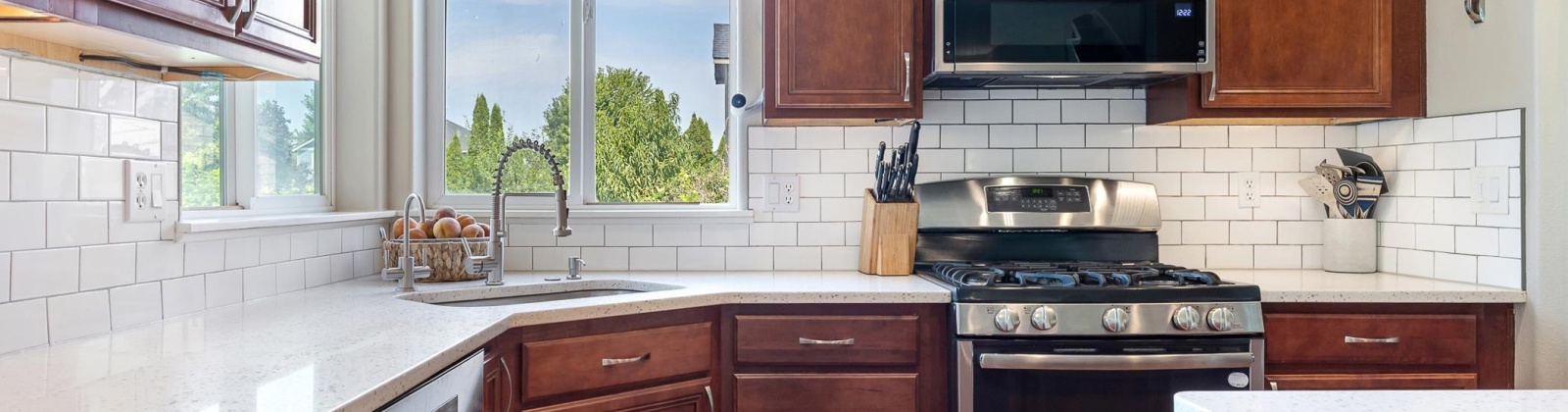 Sheppard Street, Kennewick, Washington 99338, 4 Bedrooms Bedrooms, 0 ,3 BathroomsBathrooms,Houses,For Sale,Sheppard Street,0,287190