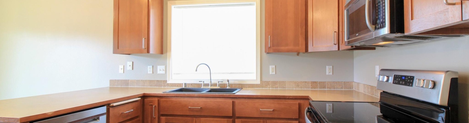 Quincy Place, Kennewick, Washington 99337, 3 Bedrooms Bedrooms, 0 ,2 BathroomsBathrooms,Houses,For Rent,Quincy Place,0,287193