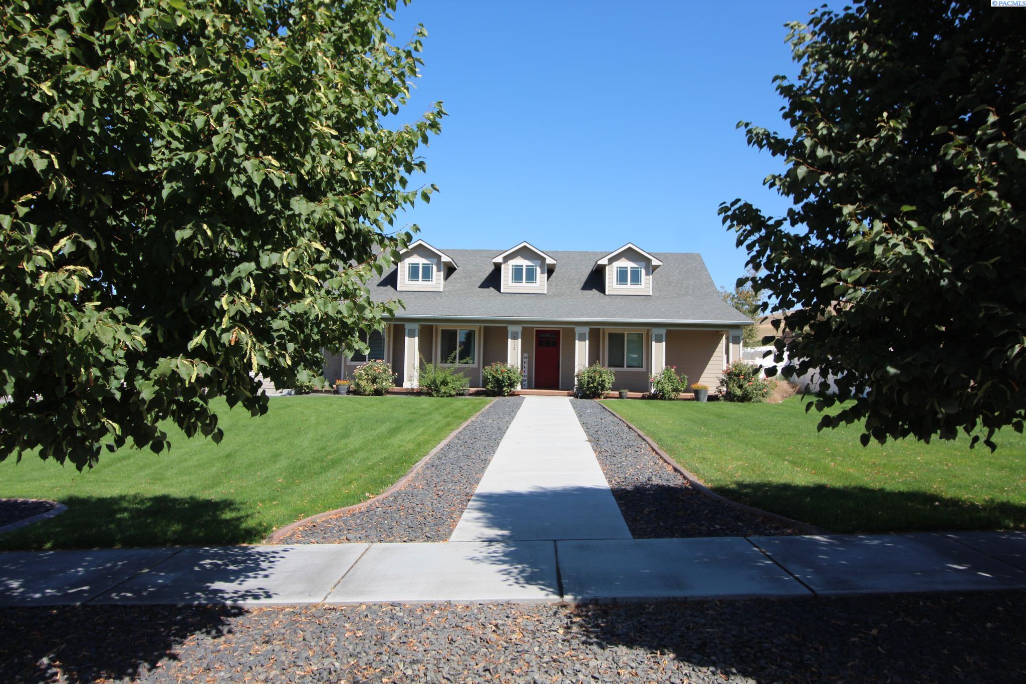 Meritage Avenue, Richland, Washington 99352, 4 Bedrooms Bedrooms, 0 ,3 BathroomsBathrooms,Houses,For Rent,Meritage Avenue,0,287199