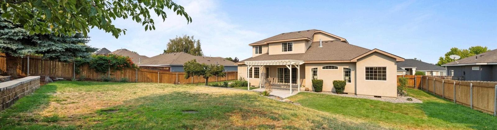 Nottingham Dr, Richland, Washington 99352, 4 Bedrooms Bedrooms, 0 ,3 BathroomsBathrooms,Houses,For Sale,Nottingham Dr,0,287208