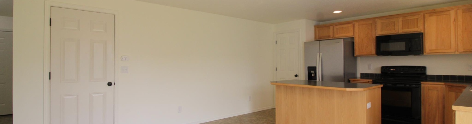Coolidge Court, Pasco, Washington 99301, 3 Bedrooms Bedrooms, 0 ,2 BathroomsBathrooms,Houses,For Rent,Coolidge Court,0,287211