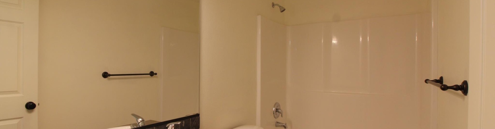 Coolidge Court, Pasco, Washington 99301, 3 Bedrooms Bedrooms, 0 ,2 BathroomsBathrooms,Houses,For Rent,Coolidge Court,0,287211