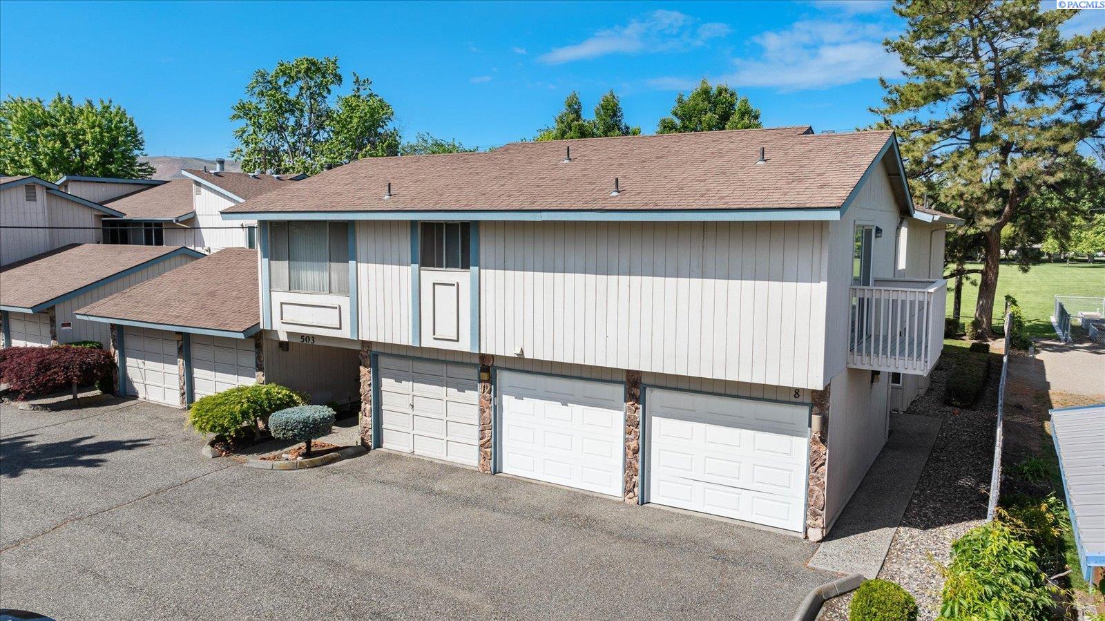 Wright Ave, Richland, Washington 99352, 2 Bedrooms Bedrooms, 0 ,3 BathroomsBathrooms,Condos/townhomes,For Sale,Wright Ave,0,287213