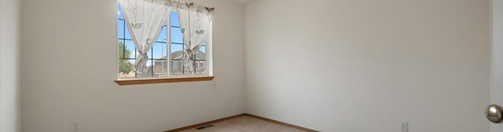 Snoqualmie Dr., Pasco, Washington 99301, 4 Bedrooms Bedrooms, 0 ,3 BathroomsBathrooms,Houses,For Sale,Snoqualmie Dr.,0,287233