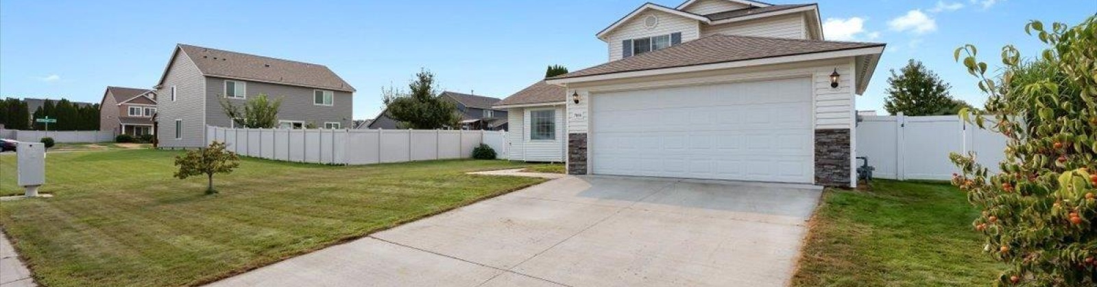 Snoqualmie Dr., Pasco, Washington 99301, 4 Bedrooms Bedrooms, 0 ,3 BathroomsBathrooms,Houses,For Sale,Snoqualmie Dr.,0,287233