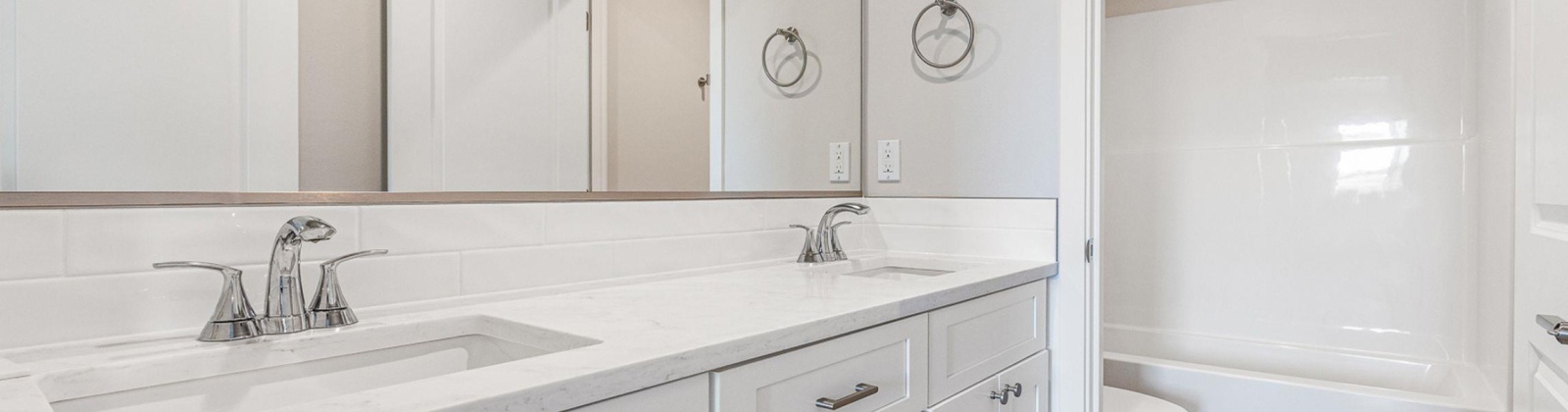 Grapevine Ct, West Richland, Washington 99353, 4 Bedrooms Bedrooms, 0 ,3 BathroomsBathrooms,Condos/townhomes,For Sale,Grapevine Ct,0,287230