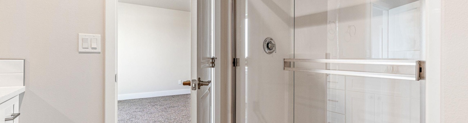 Grapevine Ct, West Richland, Washington 99353, 4 Bedrooms Bedrooms, 0 ,3 BathroomsBathrooms,Condos/townhomes,For Sale,Grapevine Ct,0,287230