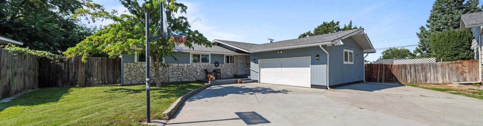 Reed PL, Kennewick, Washington 99336, 4 Bedrooms Bedrooms, 0 ,2 BathroomsBathrooms,Houses,For Sale,Reed PL,0,287234