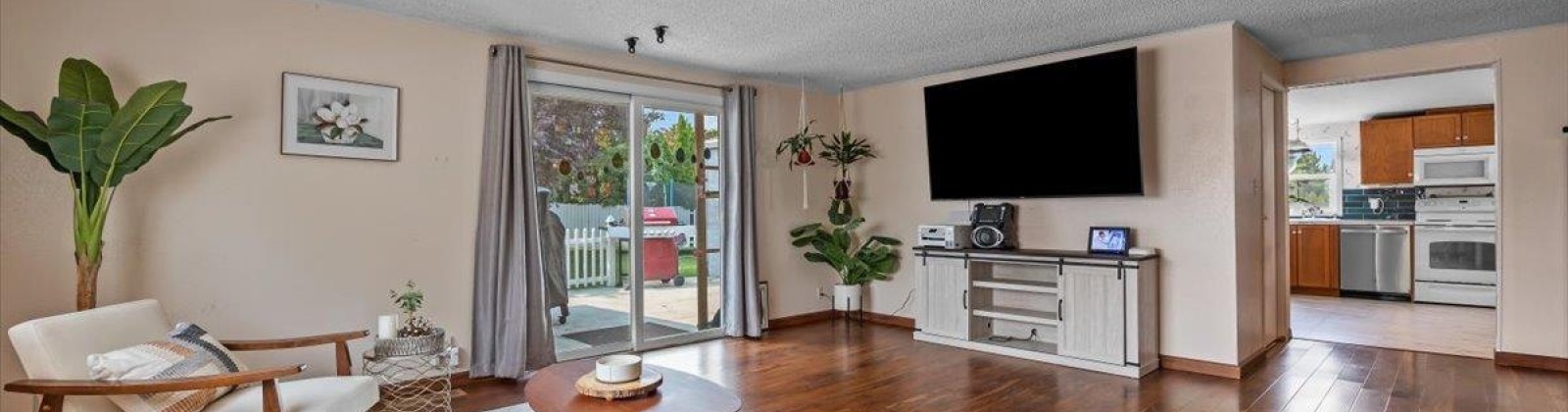 Huntington Pl, Kennewick, Washington 99337-2323, 3 Bedrooms Bedrooms, 0 ,3 BathroomsBathrooms,Manufactured Homes,For Sale,Huntington Pl,0,287290