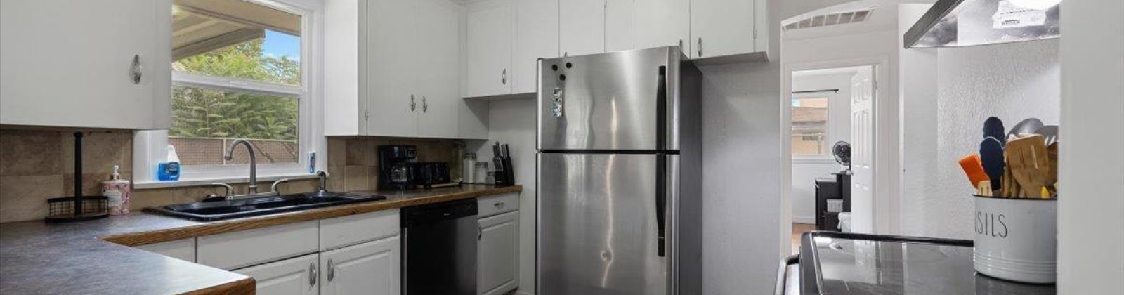 15th Ave, Kennewick, Washington 99337, 3 Bedrooms Bedrooms, 0 ,1 BathroomBathrooms,Houses,For Sale,15th Ave,0,287289