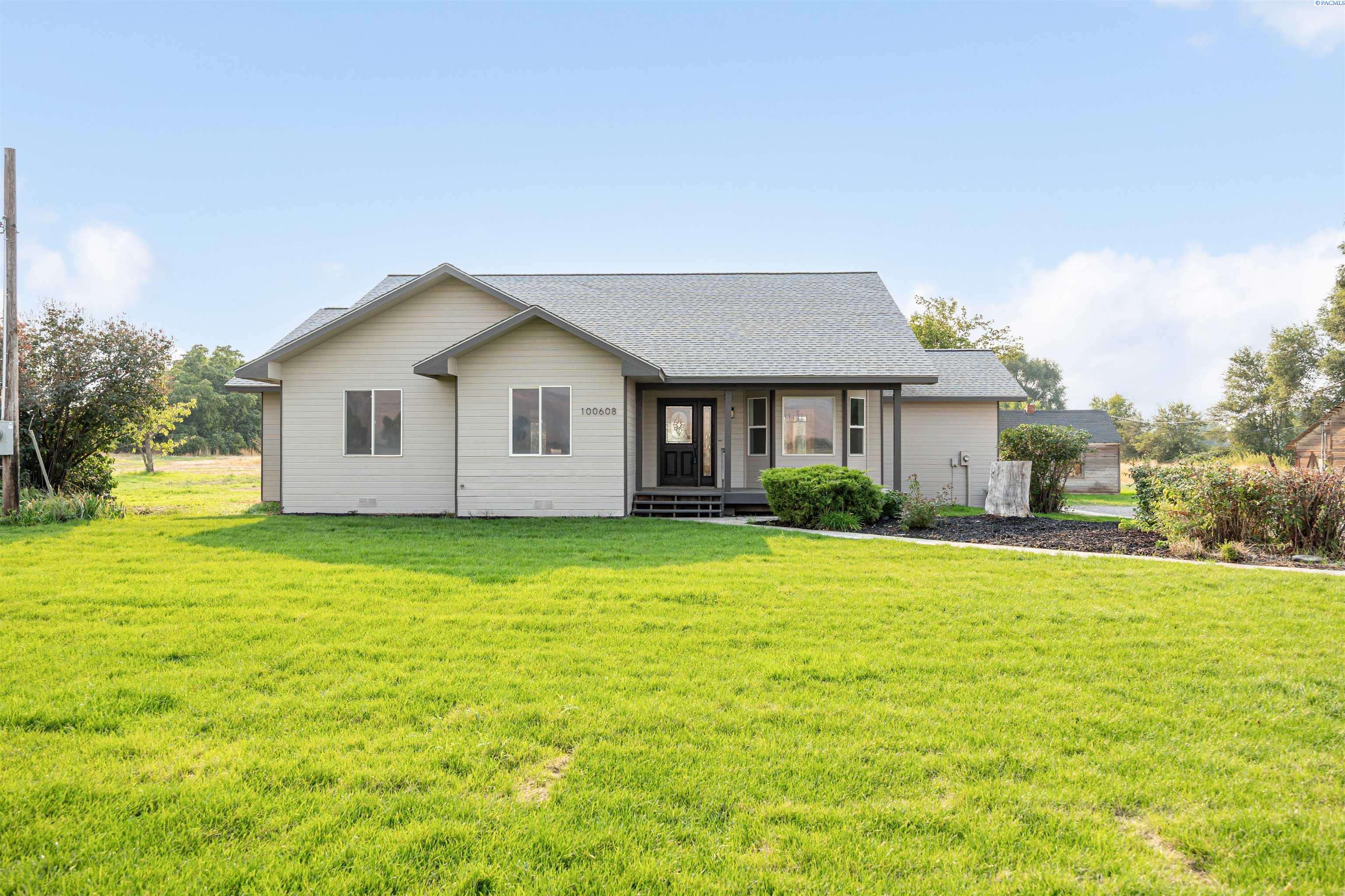 Old Inland Empire Hwy, Prosser, Washington 99350, 3 Bedrooms Bedrooms, 0 ,2 BathroomsBathrooms,Houses,For Sale,Old Inland Empire Hwy,0,287267