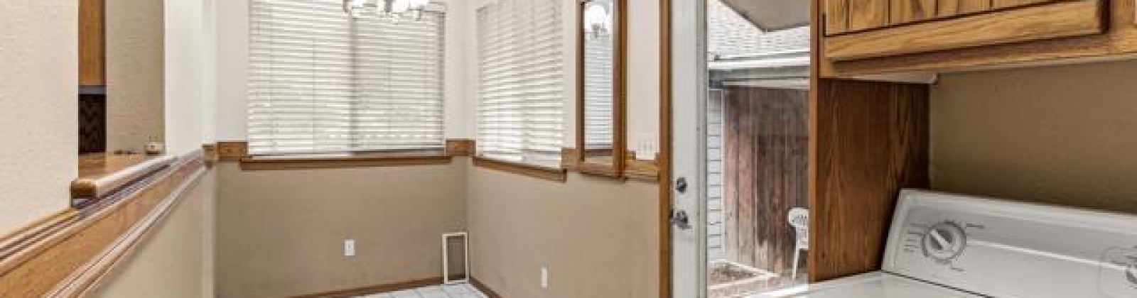 California, Union Gap, Washington 98903, 4 Bedrooms Bedrooms, 0 ,3 BathroomsBathrooms,Houses,For Sale,California,0,287260