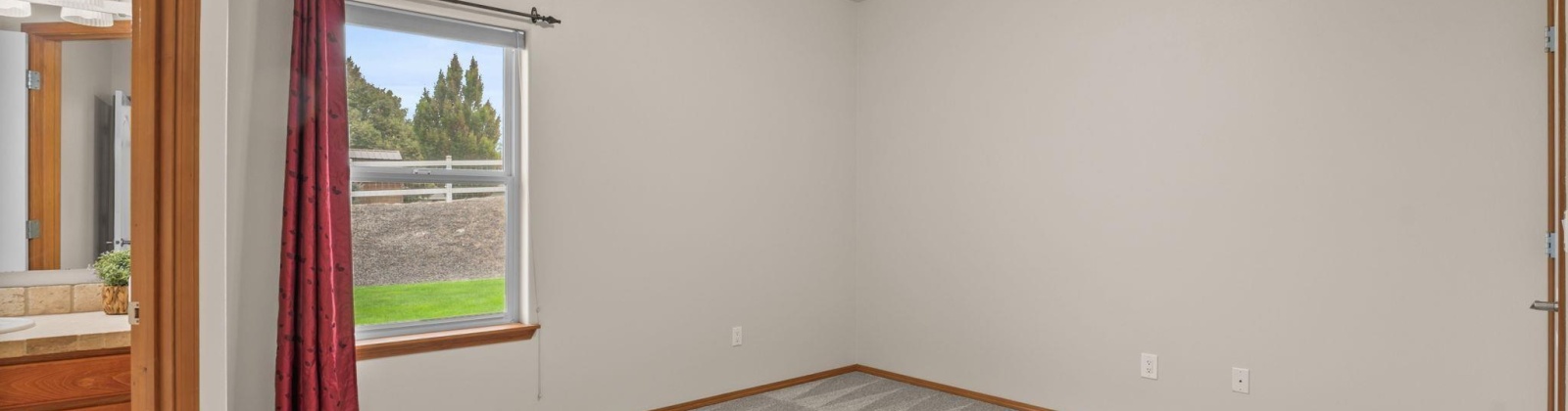 959 PR SE, Kennewick, Washington 99338, 5 Bedrooms Bedrooms, 0 ,5 BathroomsBathrooms,Houses,For Sale,959 PR SE,0,287259