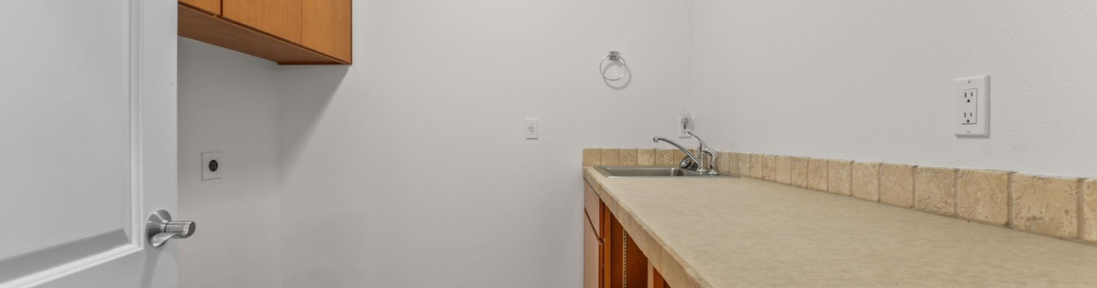 959 PR SE, Kennewick, Washington 99338, 5 Bedrooms Bedrooms, 0 ,5 BathroomsBathrooms,Houses,For Sale,959 PR SE,0,287259