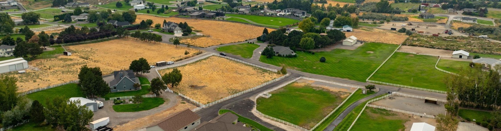 959 PR SE, Kennewick, Washington 99338, 5 Bedrooms Bedrooms, 0 ,5 BathroomsBathrooms,Houses,For Sale,959 PR SE,0,287259