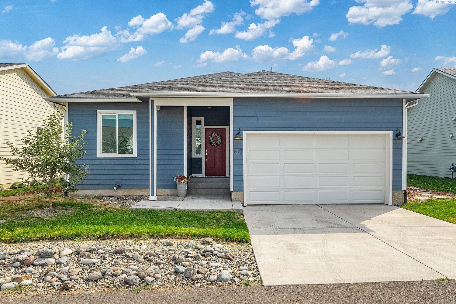 Harvest Loop, Palouse, Washington 99161, 3 Bedrooms Bedrooms, 0 ,2 BathroomsBathrooms,Houses,For Sale,Harvest Loop,0,287297