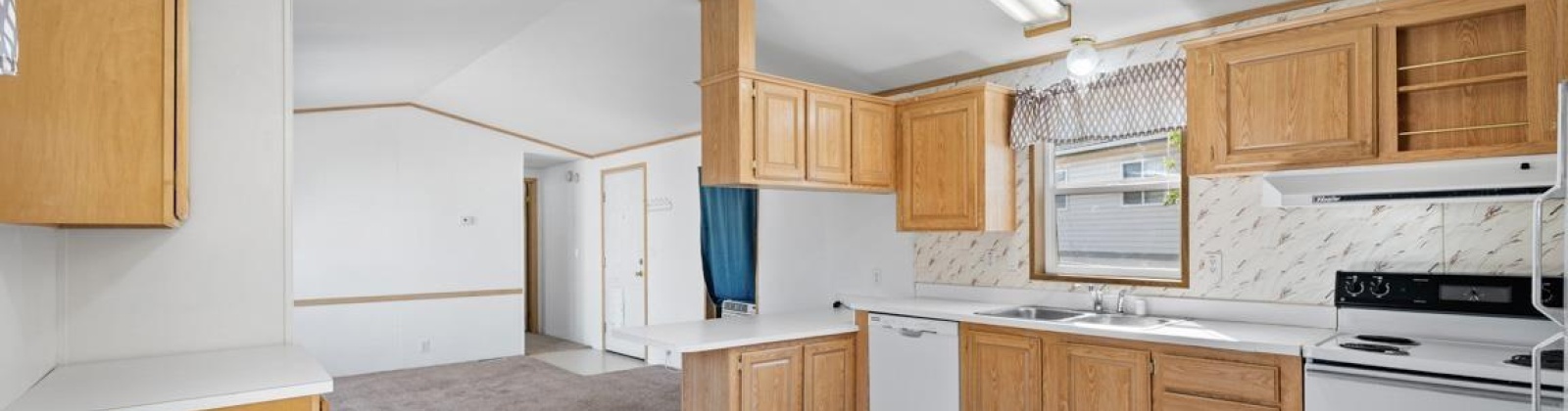 Golden Hills, Pullman, Washington 99163, 2 Bedrooms Bedrooms, 0 ,2 BathroomsBathrooms,Manufactured Homes,For Sale,Golden Hills,0,287295