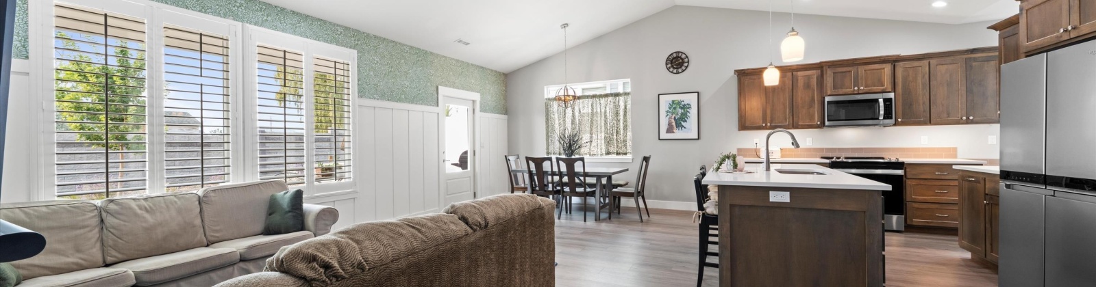 Claret Dr, Prosser, Washington 99350, 2 Bedrooms Bedrooms, 0 ,2 BathroomsBathrooms,Condos/townhomes,For Sale,Claret Dr,0,287304