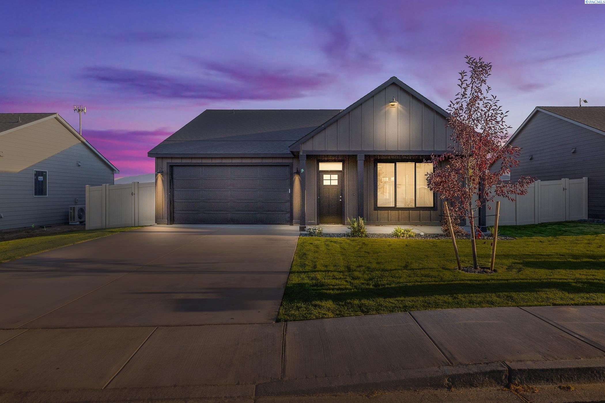 Jenna Ave, Benton City, Washington 99320, 3 Bedrooms Bedrooms, 0 ,2 BathroomsBathrooms,Houses,For Sale,Jenna Ave,0,287299