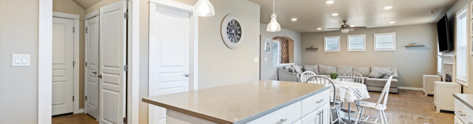 Dawes, Kennewick, Washington 99338, 5 Bedrooms Bedrooms, 0 ,3 BathroomsBathrooms,Houses,For Sale,Dawes,0,284754