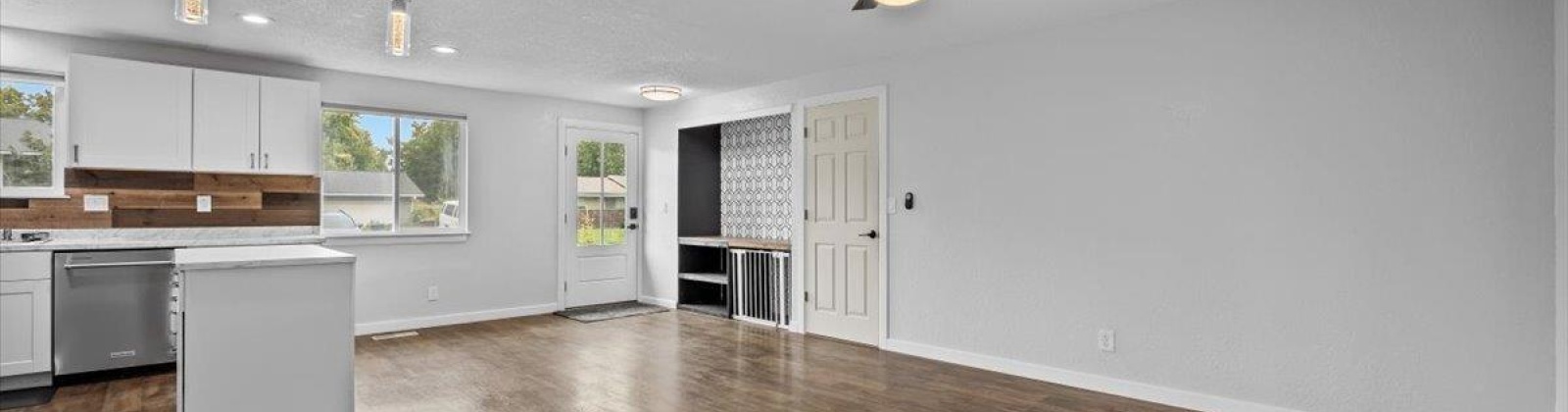 Kent, Kennewick, Washington 99337, 4 Bedrooms Bedrooms, 0 ,2 BathroomsBathrooms,Houses,For Sale,Kent,0,287317