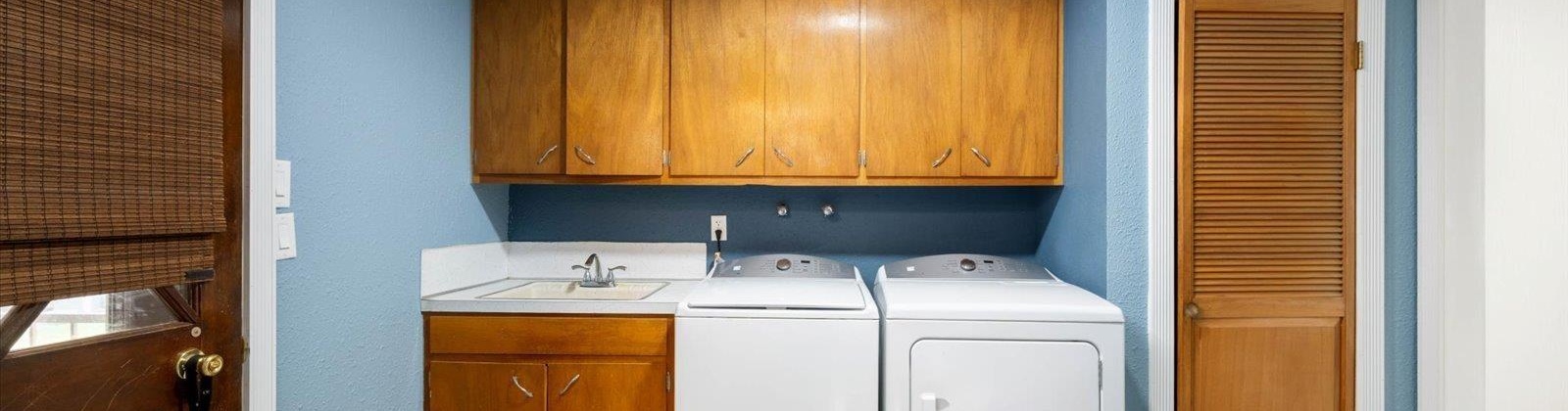 Cemetery Rd, Sunnyside, Washington 98944, 3 Bedrooms Bedrooms, 0 ,1 BathroomBathrooms,Houses,For Sale,Cemetery Rd,0,287310