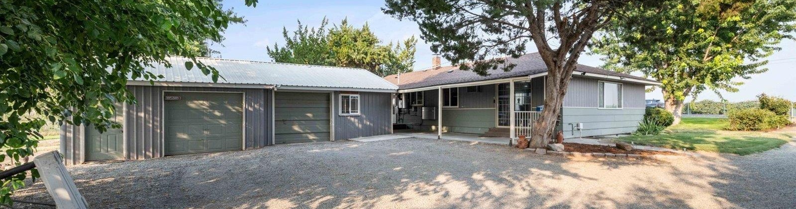 Cemetery Rd, Sunnyside, Washington 98944, 3 Bedrooms Bedrooms, 0 ,1 BathroomBathrooms,Houses,For Sale,Cemetery Rd,0,287310