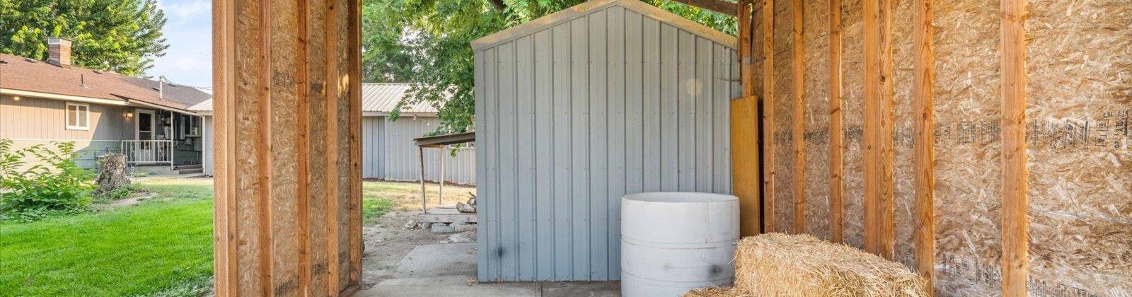 Cemetery Rd, Sunnyside, Washington 98944, 3 Bedrooms Bedrooms, 0 ,1 BathroomBathrooms,Houses,For Sale,Cemetery Rd,0,287310