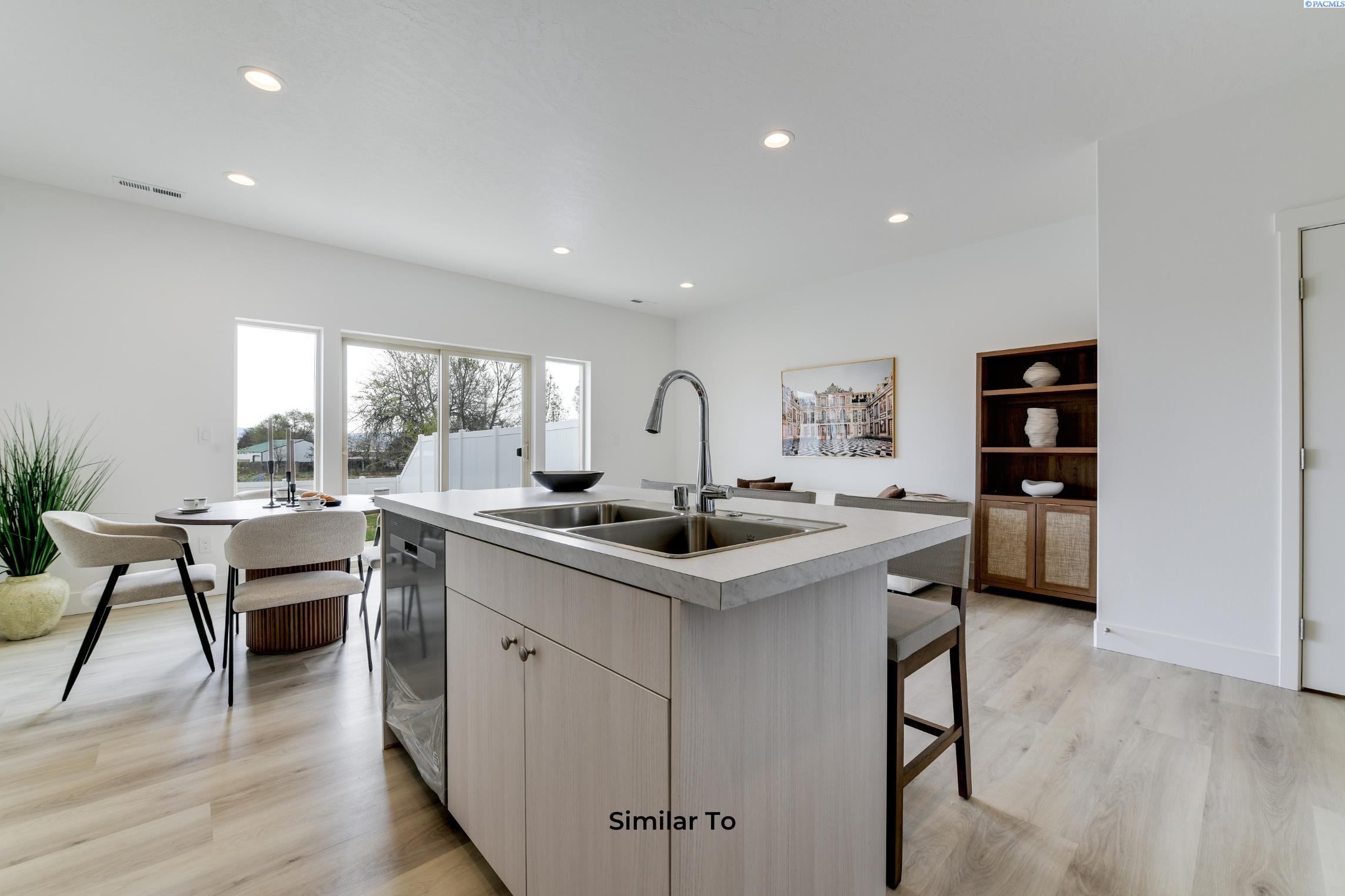 Road 114, Pasco, Washington 99301, 3 Bedrooms Bedrooms, 0 ,3 BathroomsBathrooms,Condos/townhomes,For Sale,Road 114,0,287309