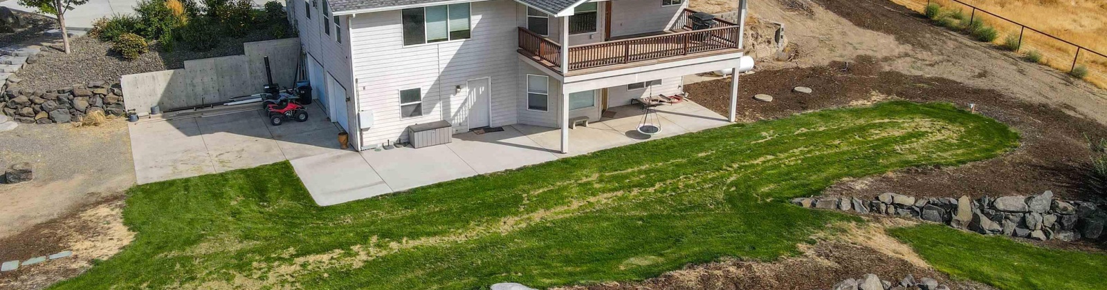 Lombard Loop Rd, Wapato, Washington 98951, 4 Bedrooms Bedrooms, 0 ,3 BathroomsBathrooms,Houses,For Sale,Lombard Loop Rd,0,287344