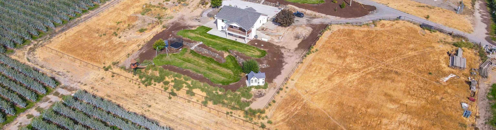 Lombard Loop Rd, Wapato, Washington 98951, 4 Bedrooms Bedrooms, 0 ,3 BathroomsBathrooms,Houses,For Sale,Lombard Loop Rd,0,287344