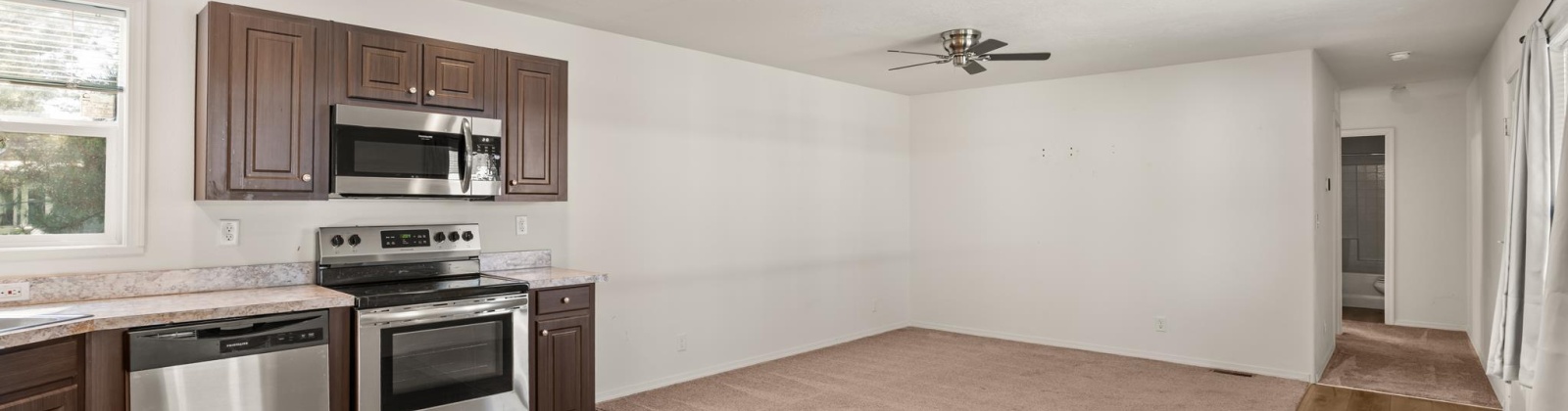 Bowles, Kennewick, Washington 99337, 3 Bedrooms Bedrooms, 0 ,2 BathroomsBathrooms,Manufactured Homes,For Sale,Bowles,0,287328