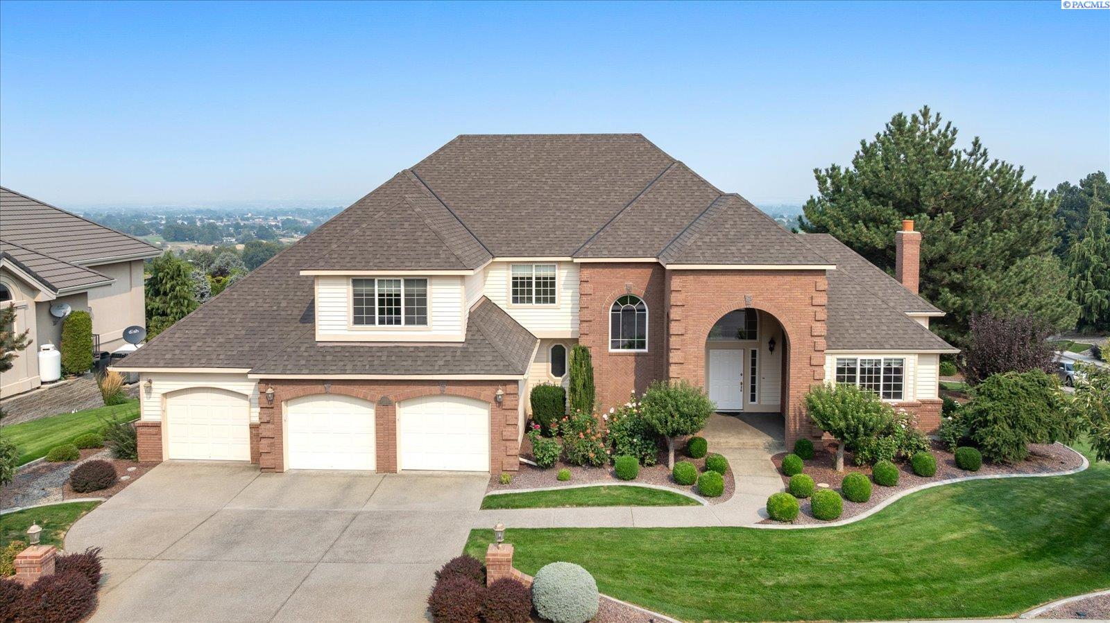 43rd Ave, Kennewick, Washington 99337, 5 Bedrooms Bedrooms, 0 ,4 BathroomsBathrooms,Houses,For Sale,43rd Ave,0,287364